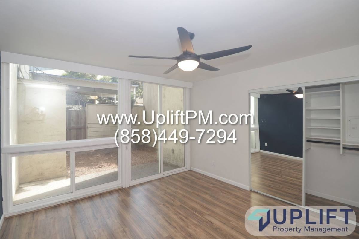 6855 Friars Rd #15 - Photo 7 of 10