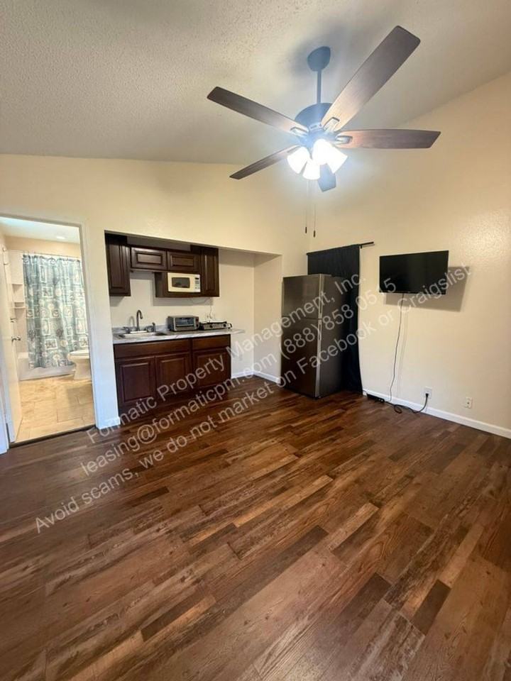 91-1678 Laupai St #B - Photo 4 of 8