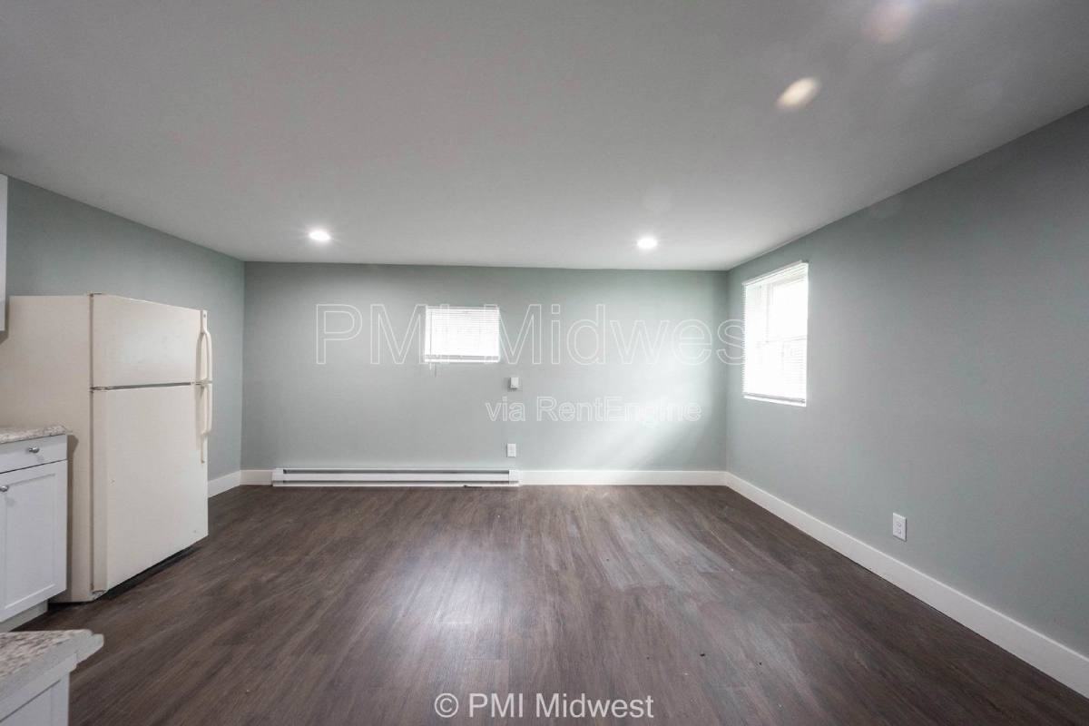 S Beville Ave - Photo 3 of 10