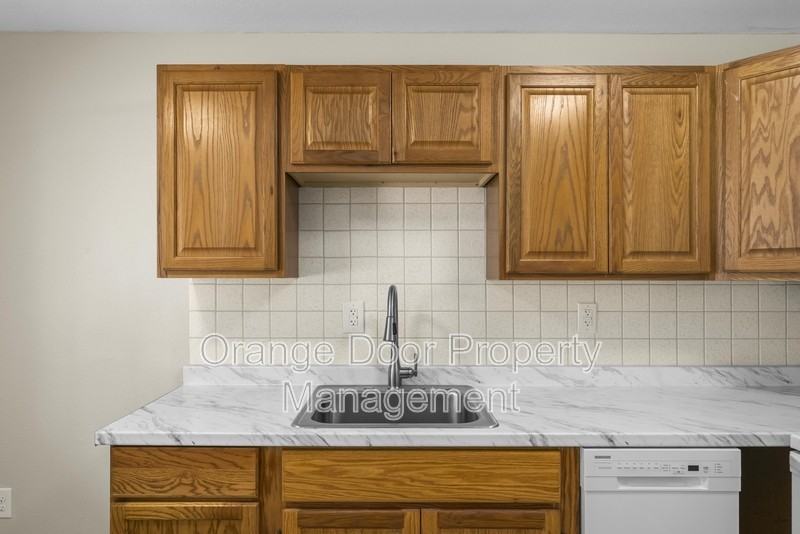 12315 112th Avenue Ct E #3 - Photo 5 of 30