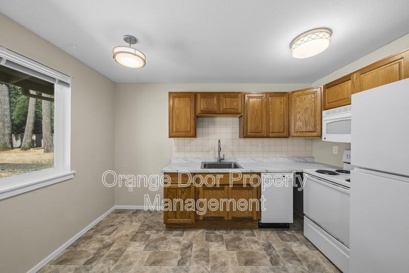 12315 112th Avenue Ct E #3 - Photo 6 of 30