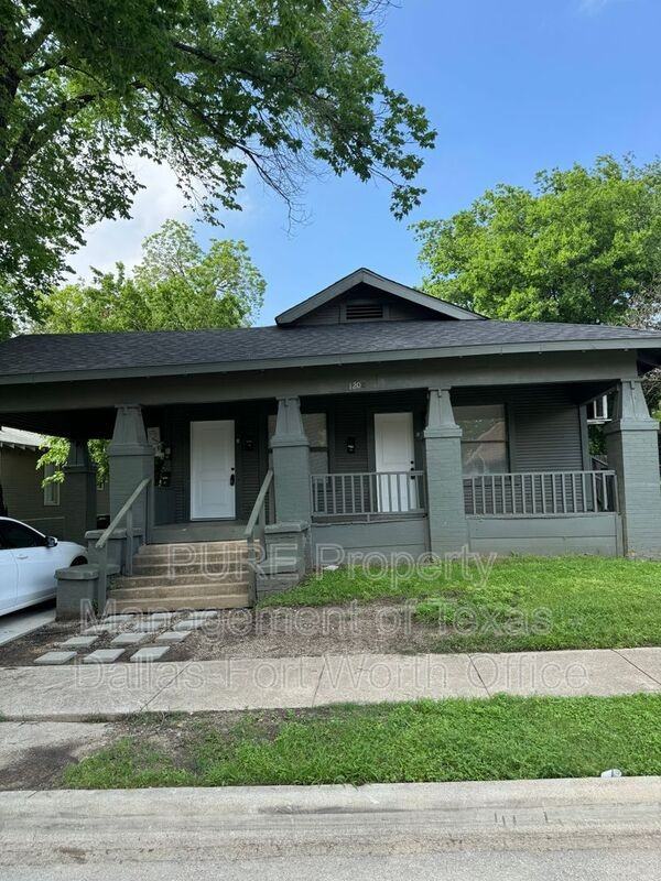 1208 Hawthorne Ave #B - Photo 2 of 11
