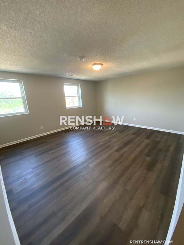 900 S College St #D21 - Photo 6 of 15