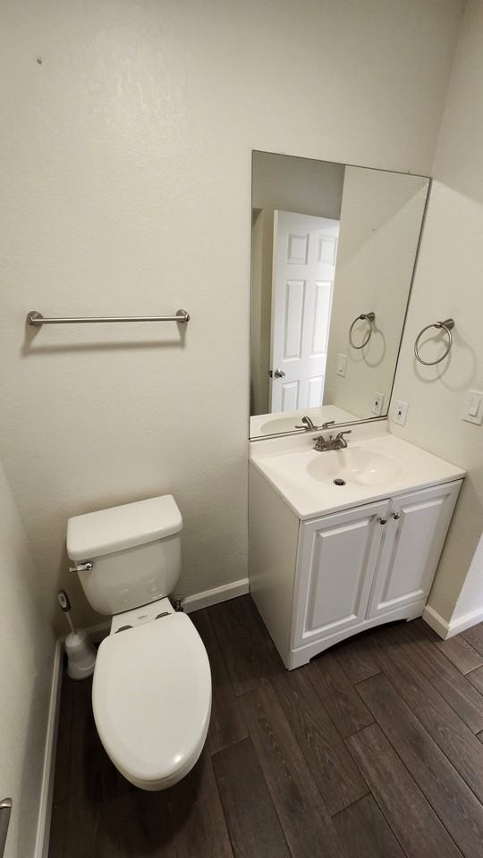 324 W Chestnut Ave - Photo 6 of 16