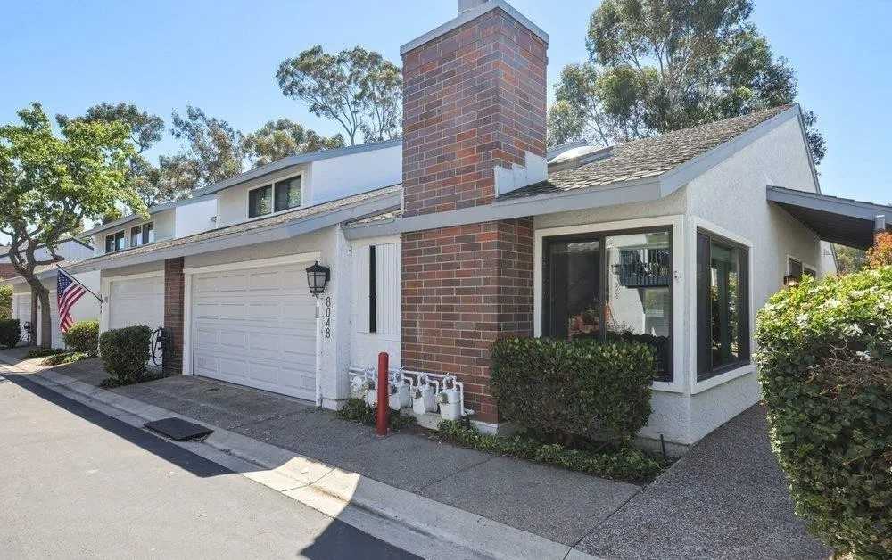8048 Caminito Gianna - Photo 2 of 17