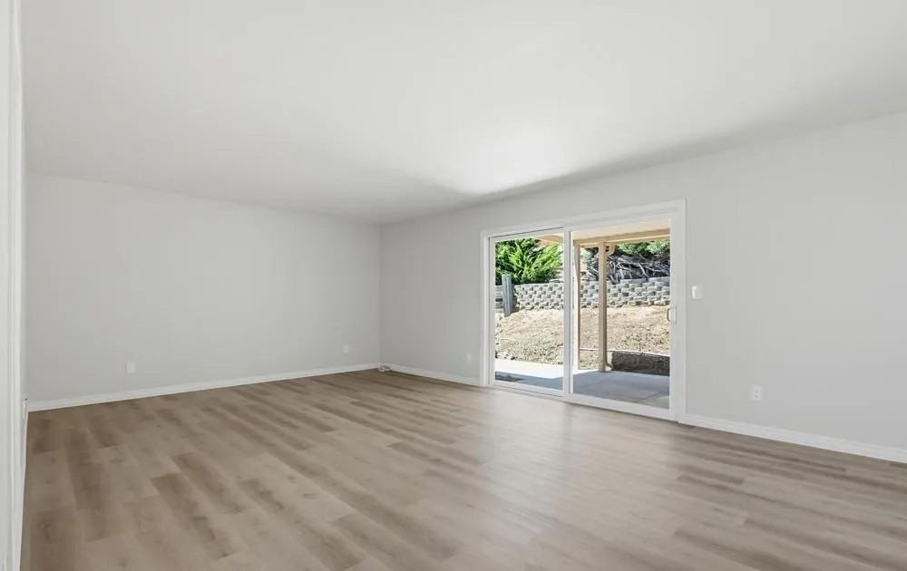 1886 Fairway Park - Photo 7 of 29