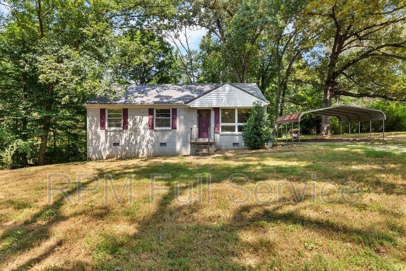 570 Carol Dr