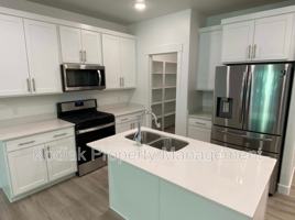 featured image of 1087 Nw