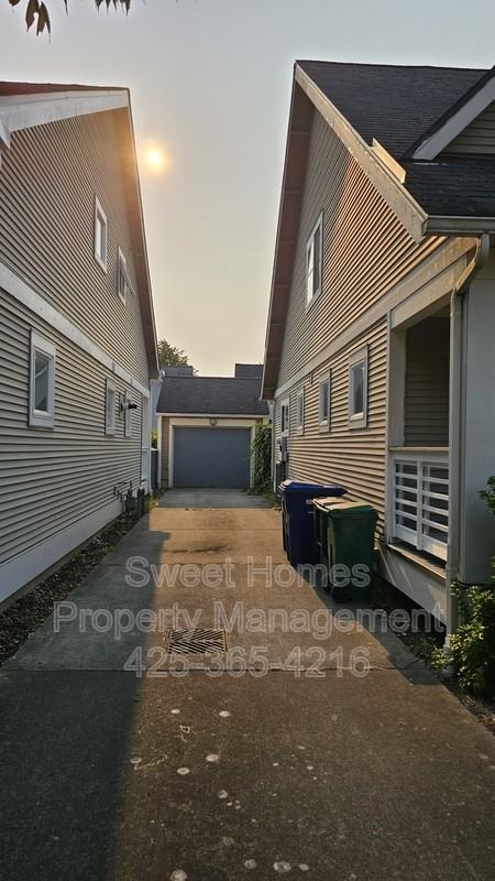 6513 31st Ave S - Photo 4 of 21