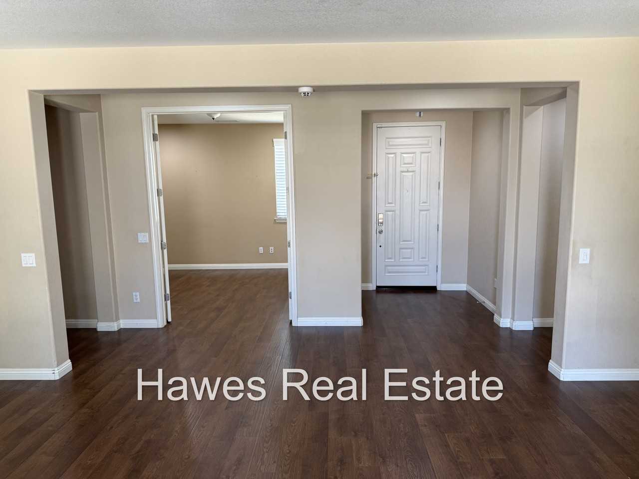 27914 Watermark Dr - Photo 3 of 35