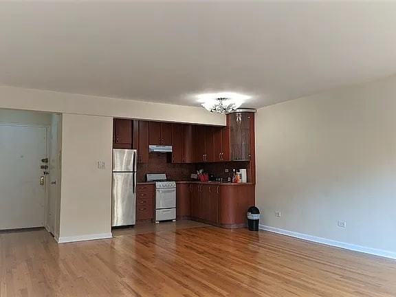 2021 84th St #5B - Photo 2 of 6