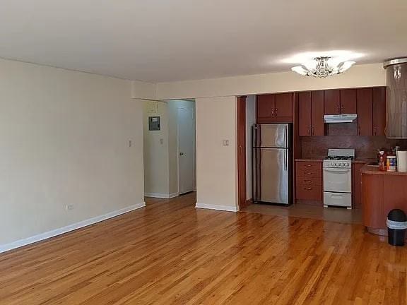 2021 84th St #5B - Photo 3 of 6