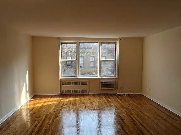 2021 84th St #5B - Photo 5 of 6