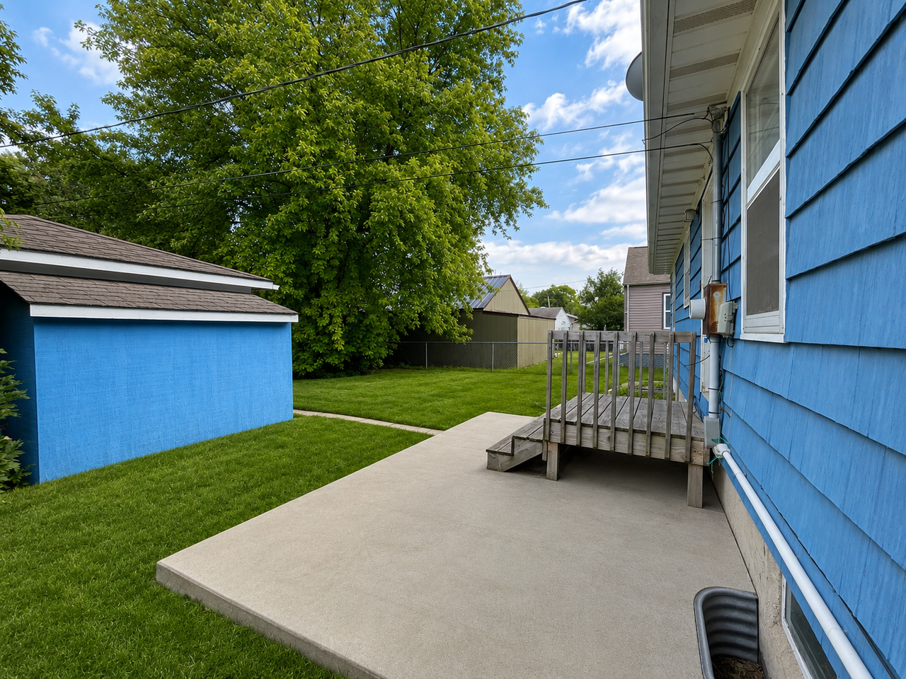 1625 11th St N - Photo 4 of 17