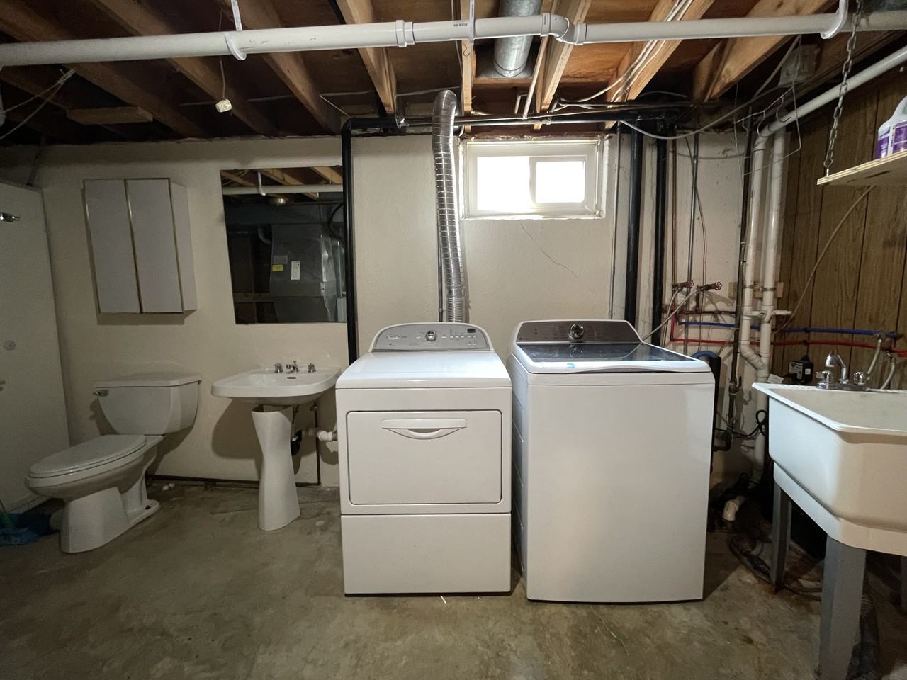 3014 Broadway N - Photo 3 of 43