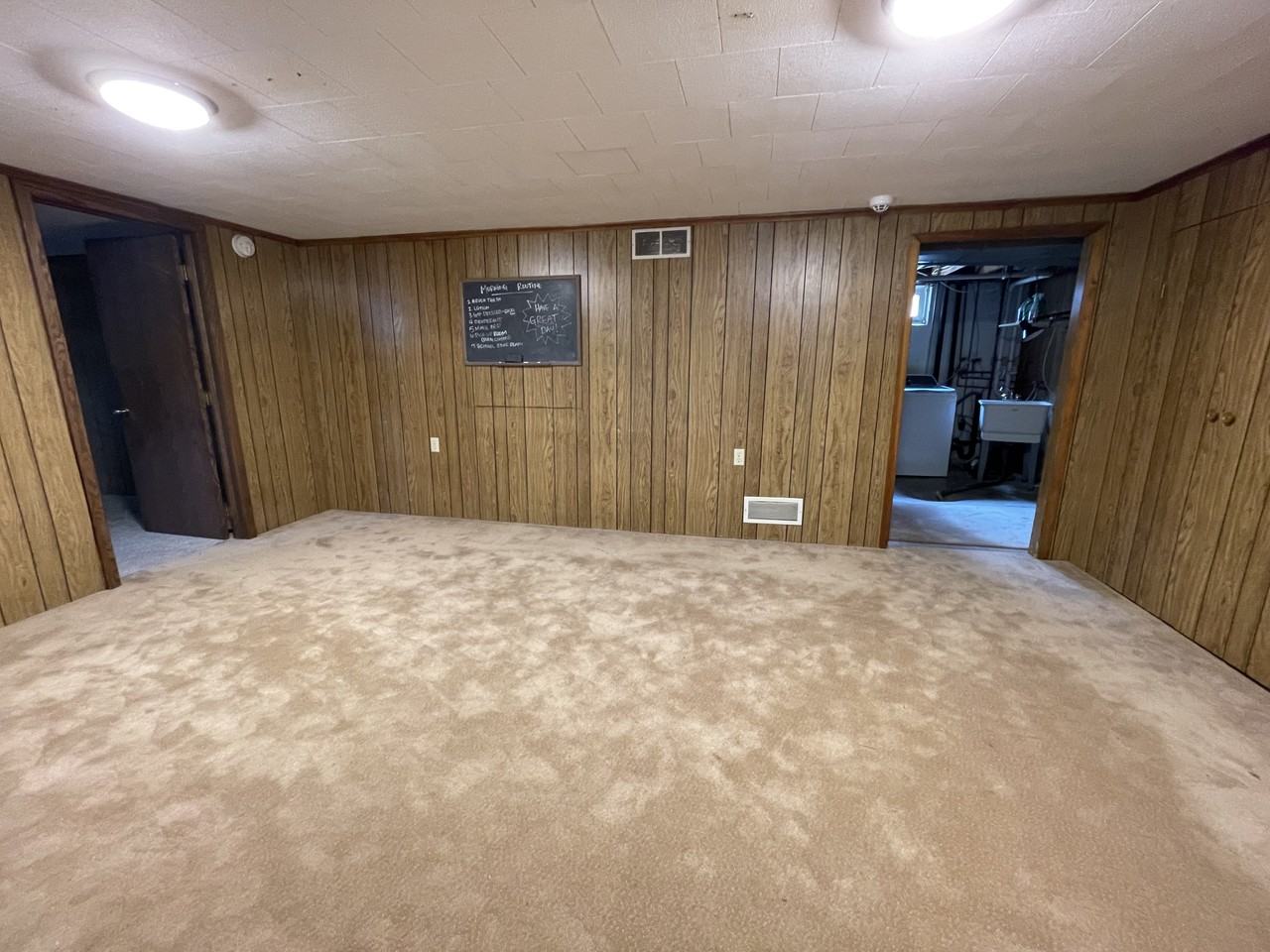 3014 Broadway N - Photo 6 of 43