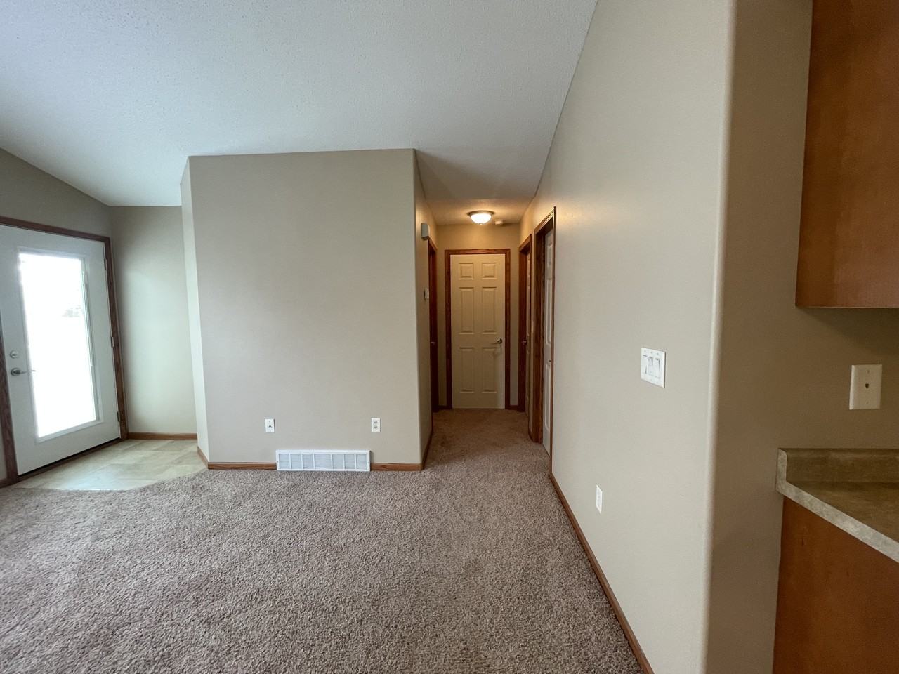 1131 37th Ave S - Photo 5 of 48