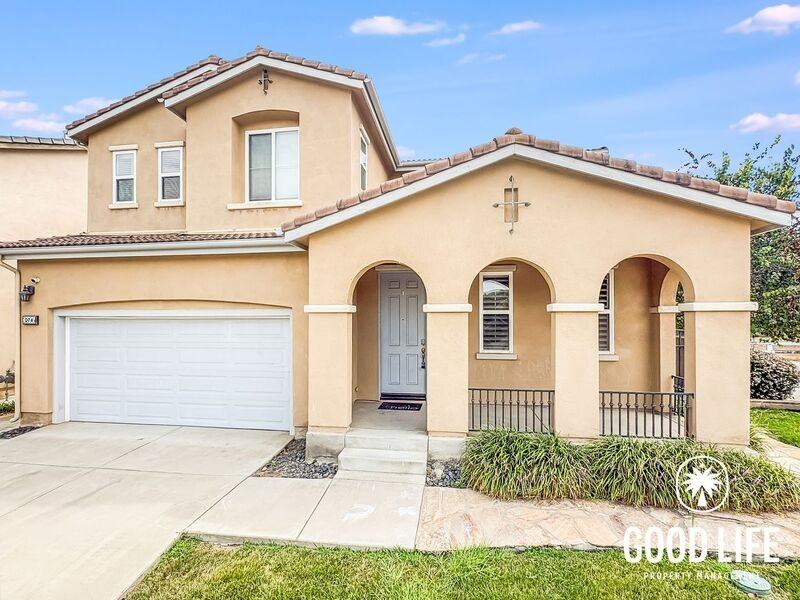 3896 Lake Circle Dr