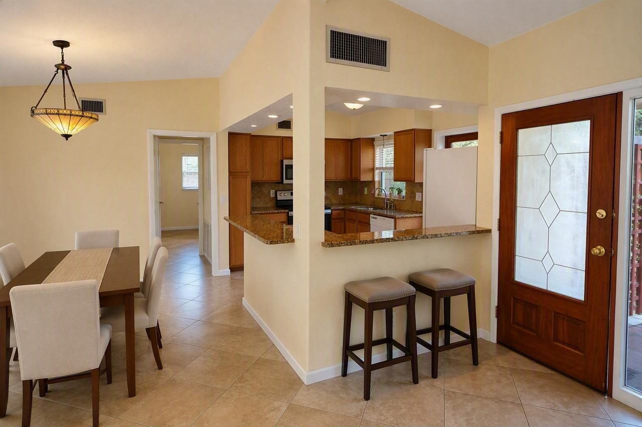 3416 Picwood Rd - Photo 3 of 25