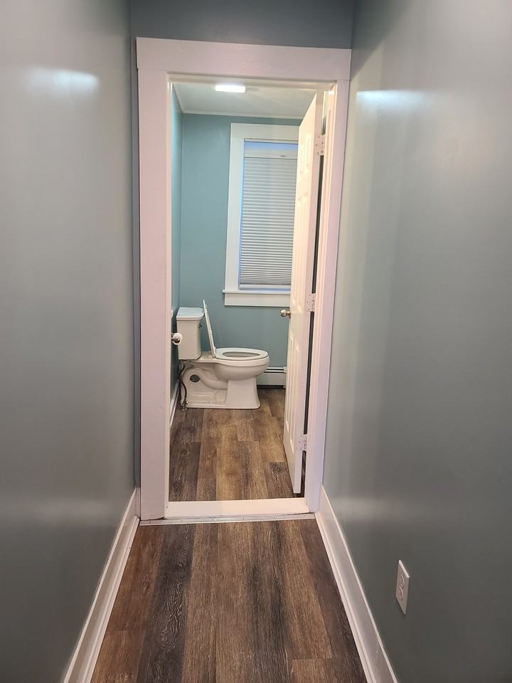 122 Laurel St #2F - Photo 2 of 14