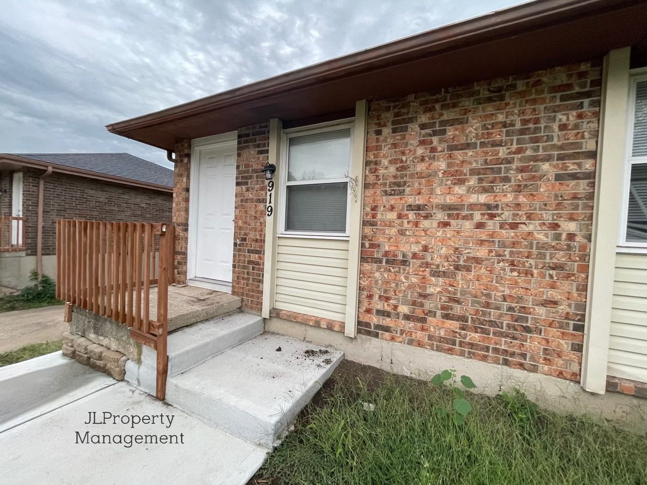 921 Sw Kingscross Rd #921