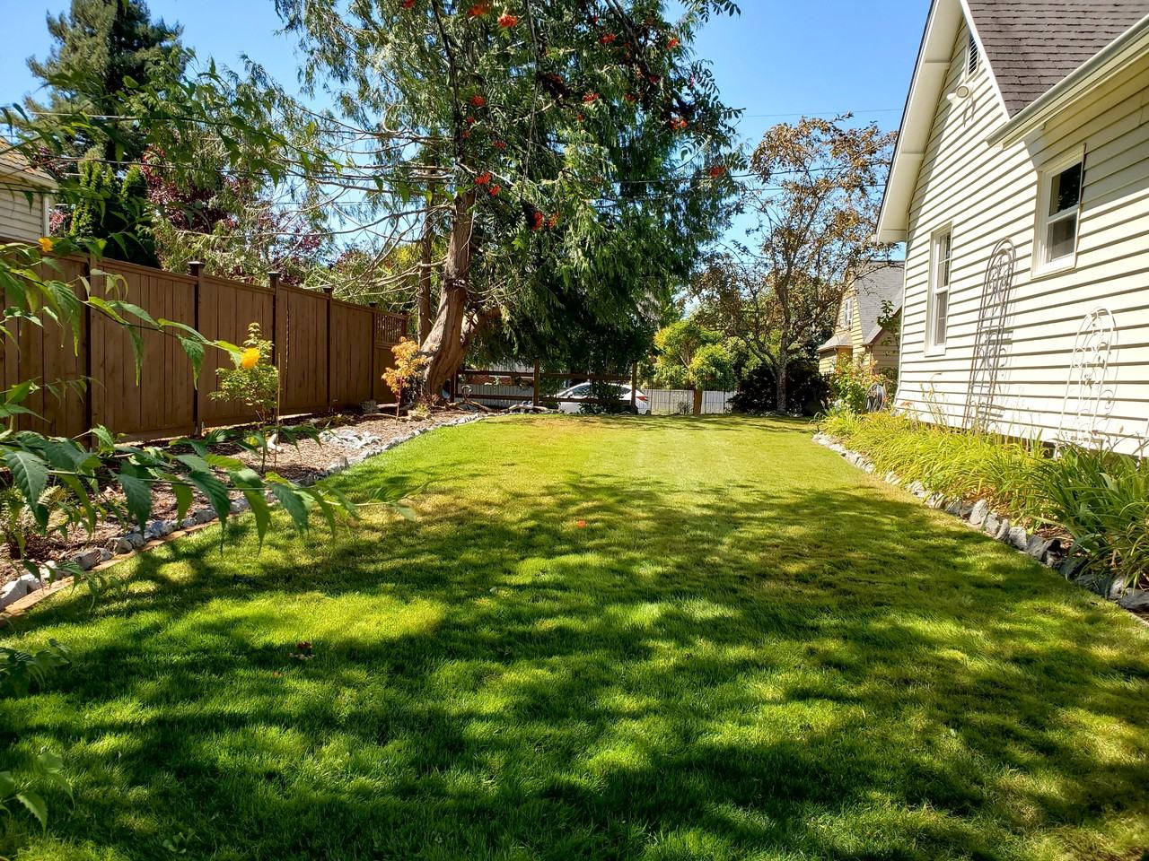 1126 Rainier Ave #NA - Photo 4 of 20