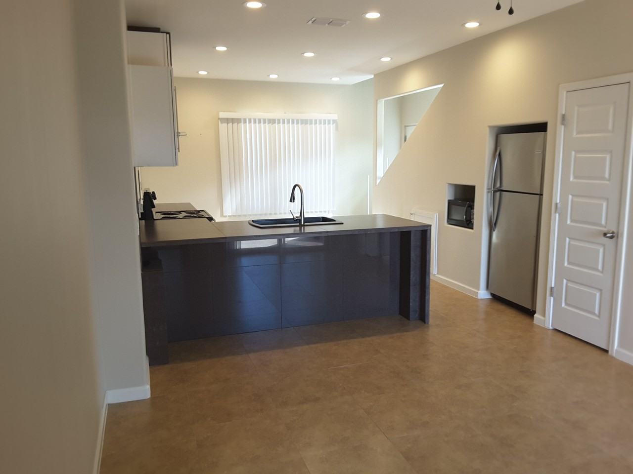 1000 E Daffodil Ave #2 - Photo 5 of 23
