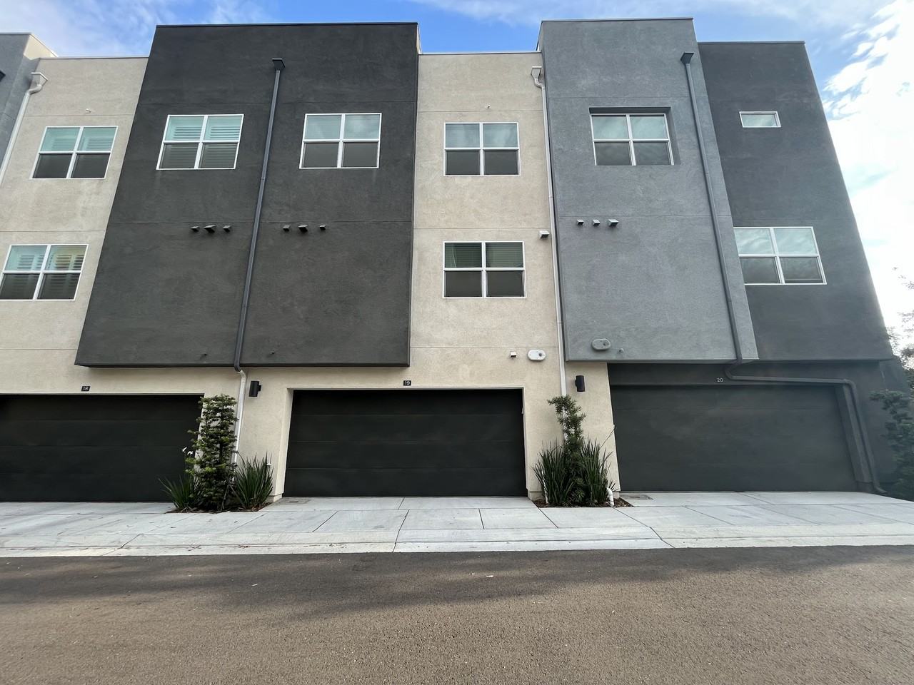 10462 San Diego Mission Rd #19 - Photo 2 of 42