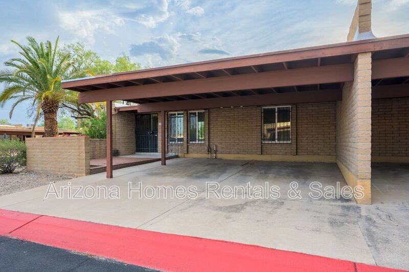 510 W Calle Lago