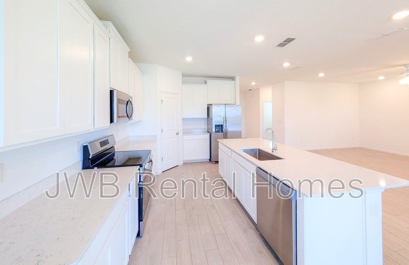 3174 Raven Trce - Photo 4 of 27