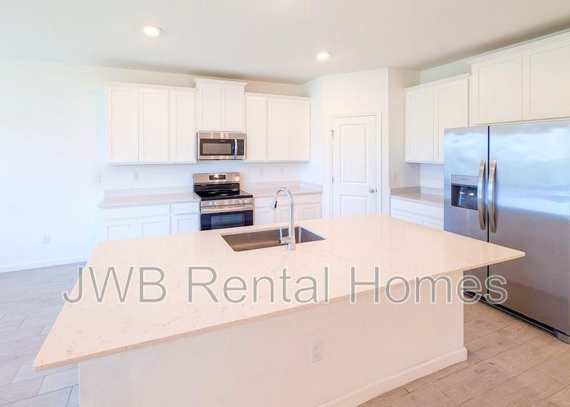3174 Raven Trce - Photo 5 of 27