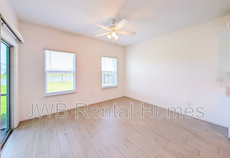 3174 Raven Trce - Photo 7 of 27