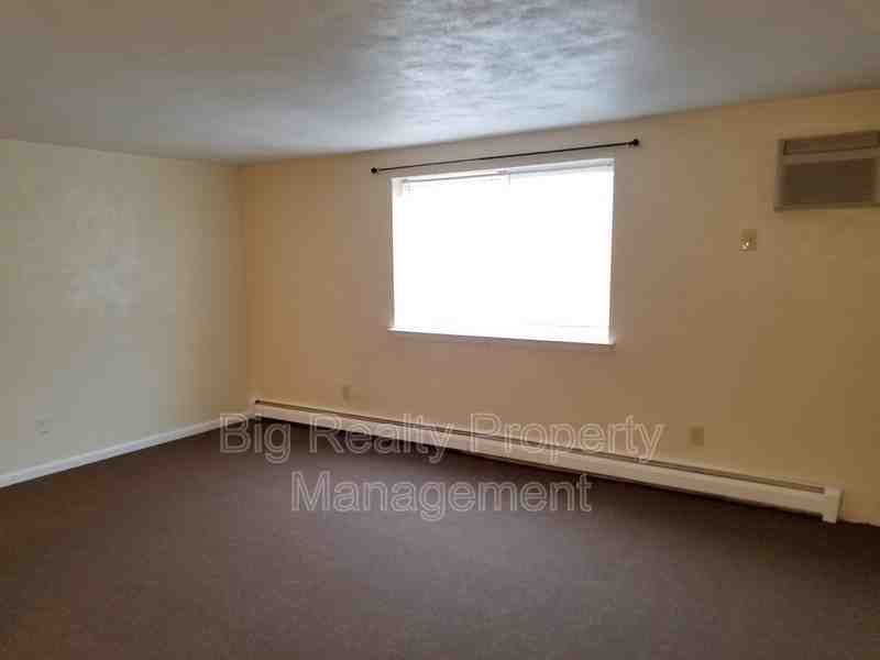 120 N Penn St #C7 - Photo 2 of 13
