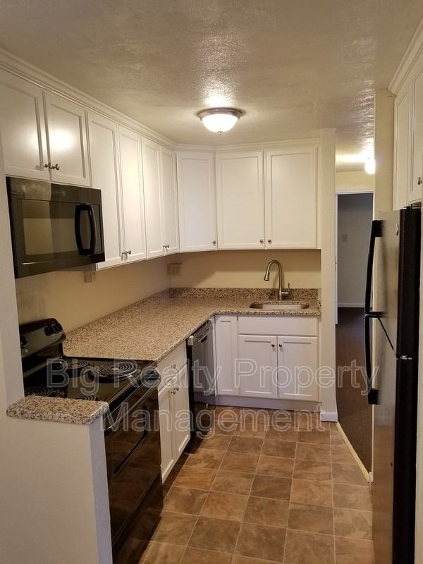 120 N Penn St #C7 - Photo 4 of 13