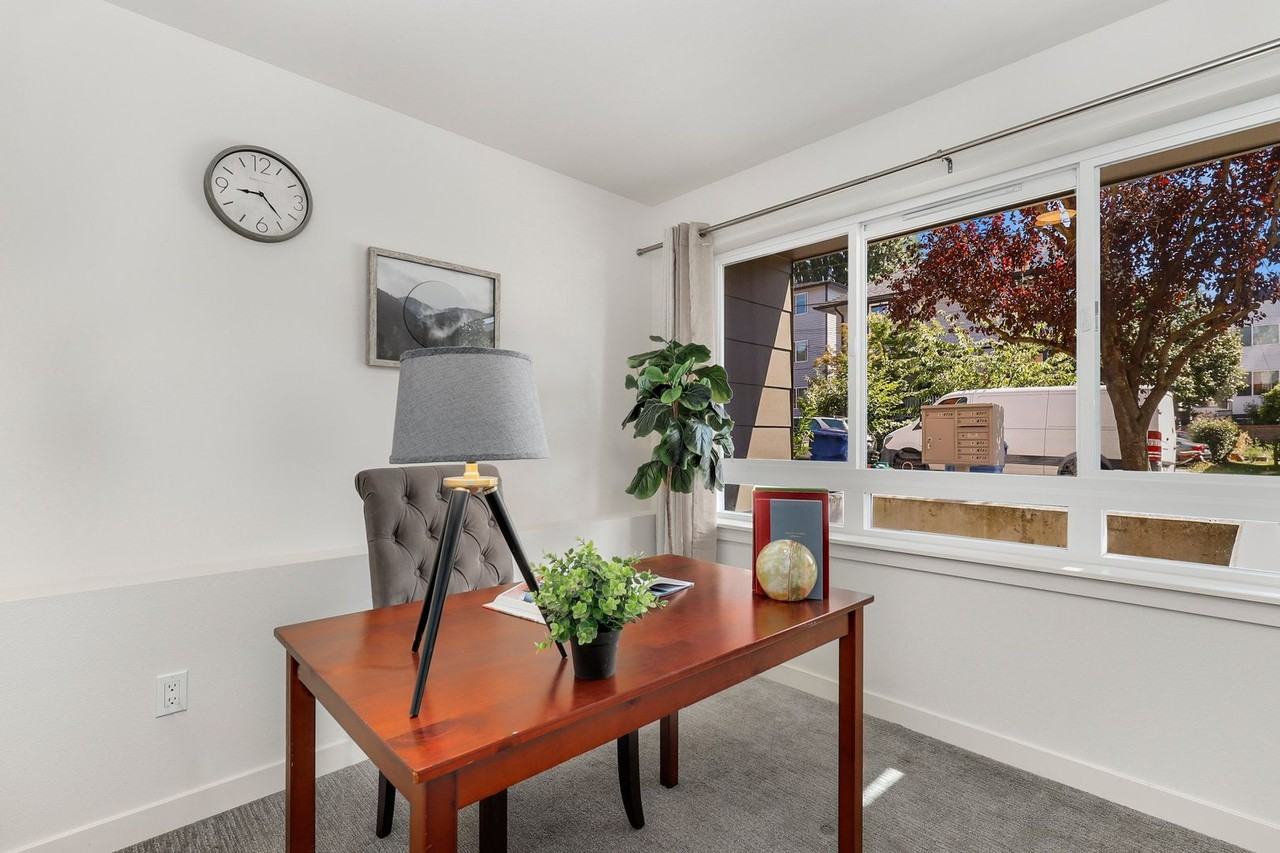 6729 Mary Ave Nw - Photo 4 of 15