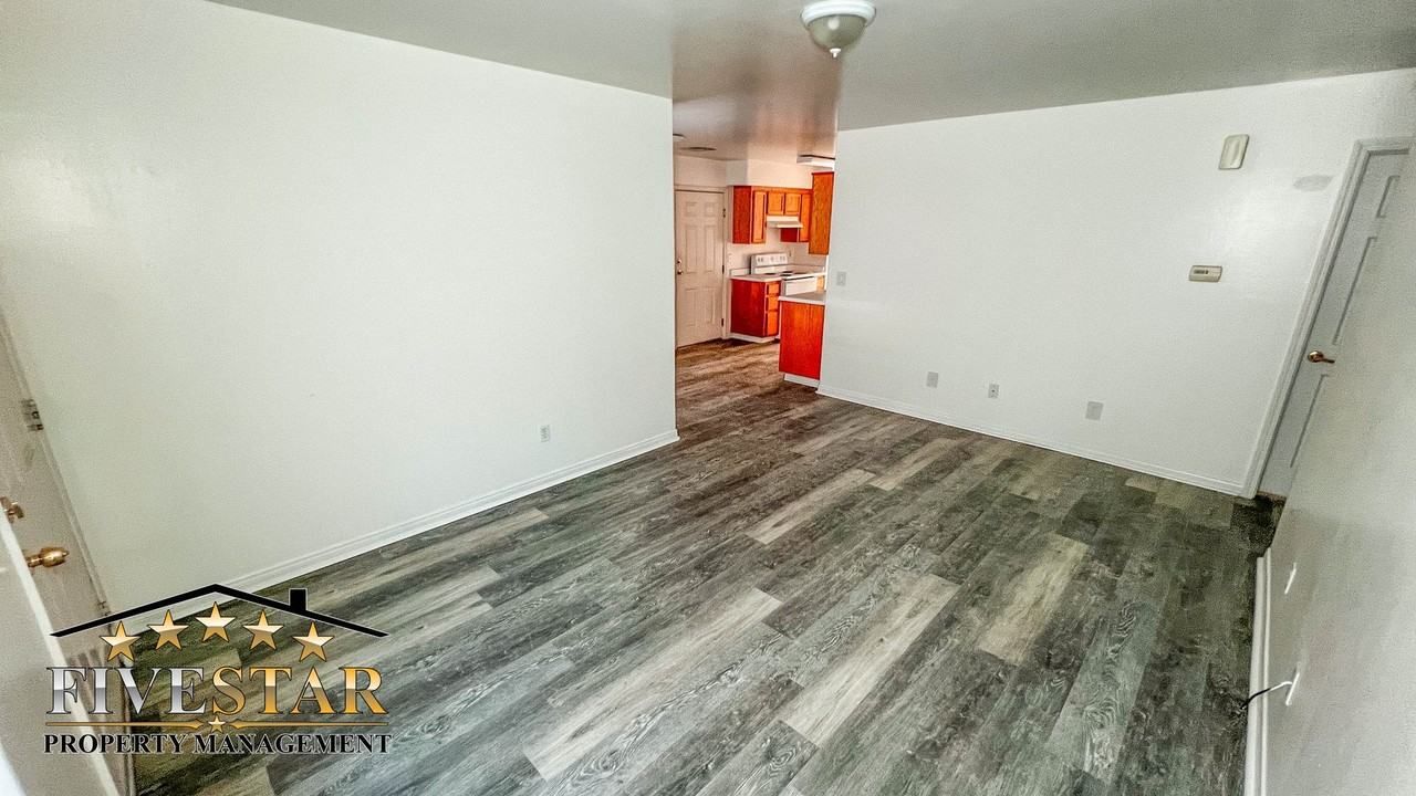 618 Spring Meadow Ct - Photo 6 of 20