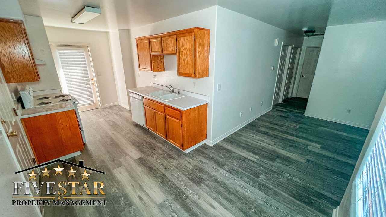 618 Spring Meadow Ct - Photo 7 of 20