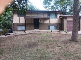 460 S Owens St - Photo 1 of 1