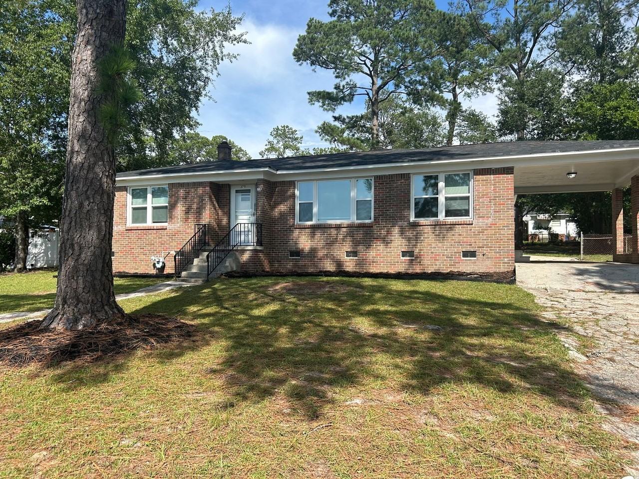 3711 Kaiser Ave - Photo 2 of 25