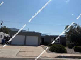 featured image of 2108 Muriel St Ne