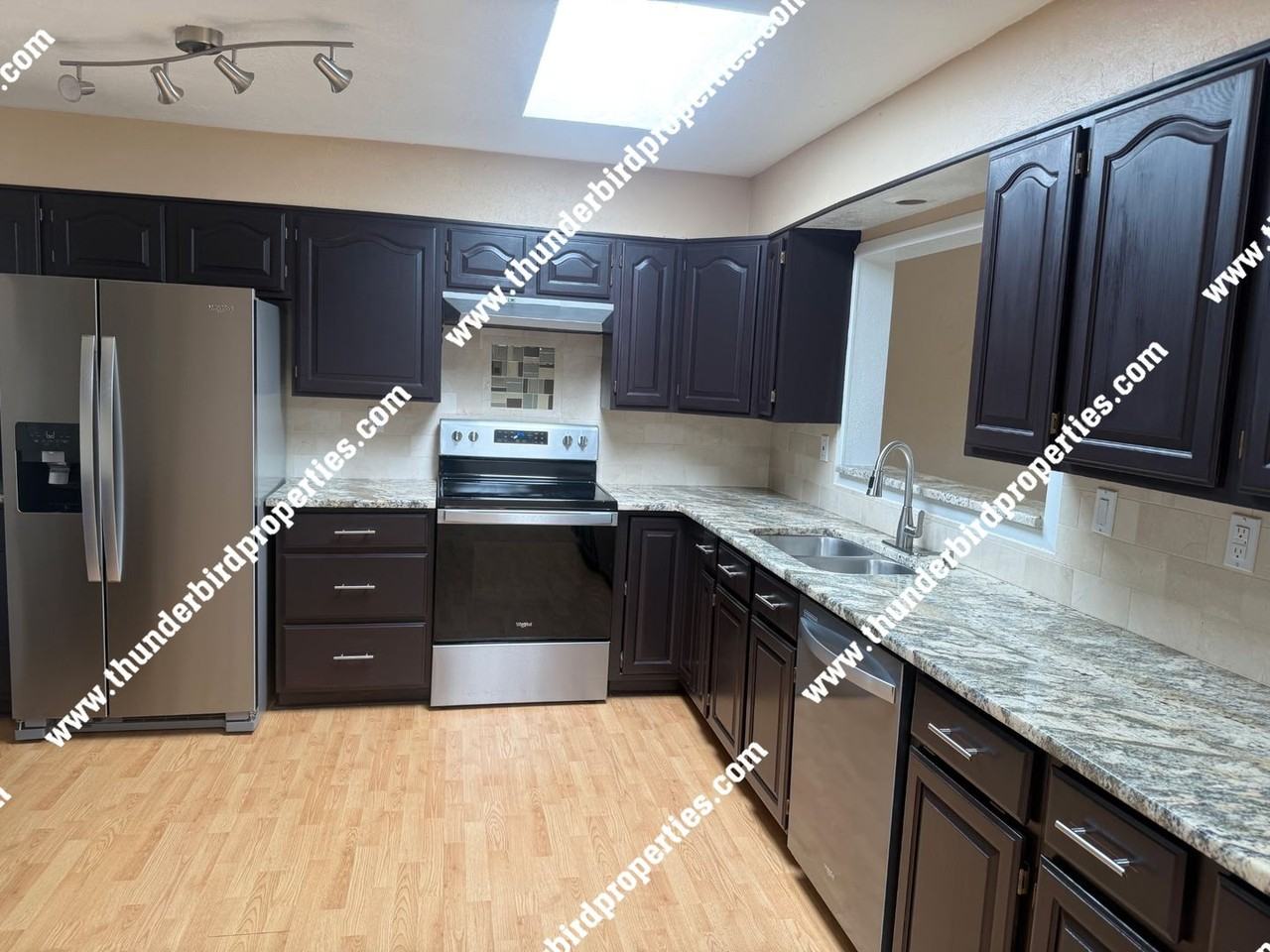 2108 Muriel St Ne - Photo 2 of 24