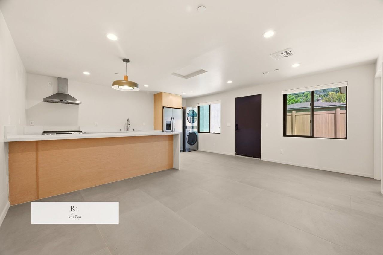 414 Stedman Pl #1 - Photo 3 of 12