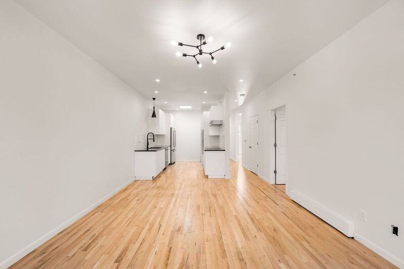 1715 15th St #5 - Photo 2 of 23