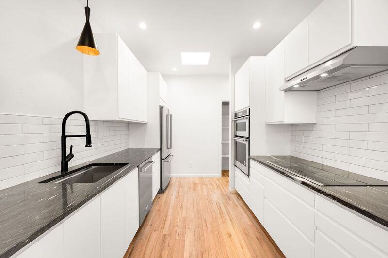 1715 15th St #5 - Photo 3 of 23