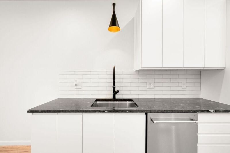 1715 15th St #5 - Photo 5 of 23