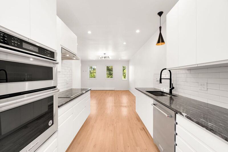 1715 15th St #5 - Photo 7 of 23