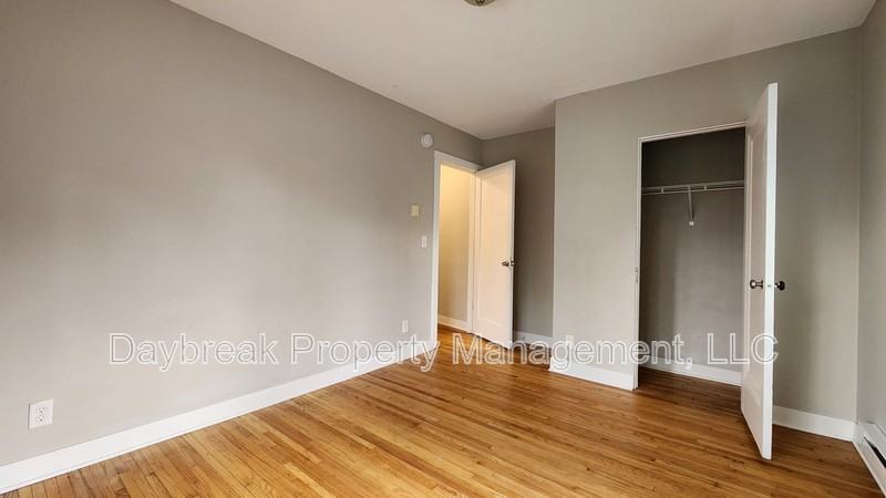 1258 10th St N - Photo 7 of 9