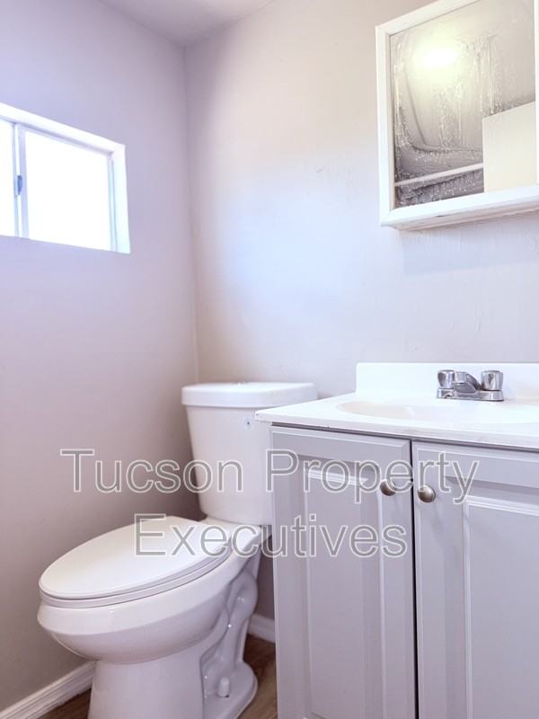 1951 E Benson Hwy - Photo 4 of 10