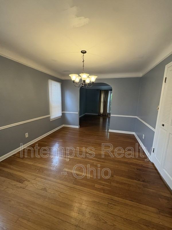 3882 Faversham Rd - Photo 5 of 43