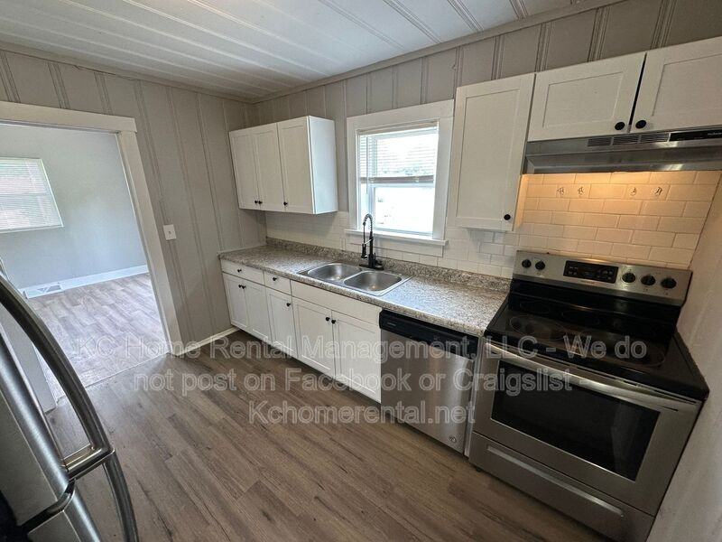 7113 N Highland Ave - Photo 3 of 25